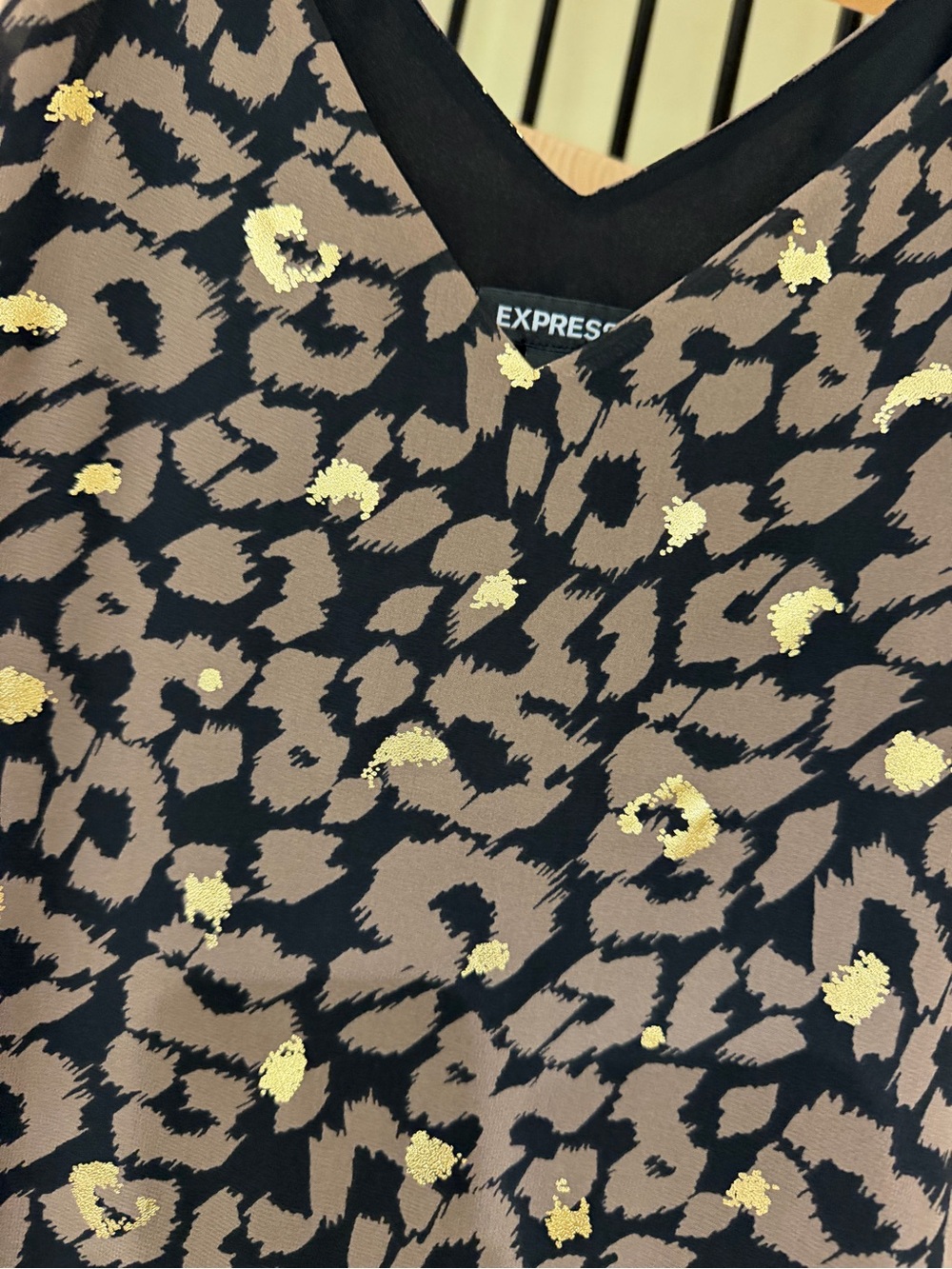 Express V-Neck Cami Tank Top - Black & Metallic Gold - Picture 4 of 9